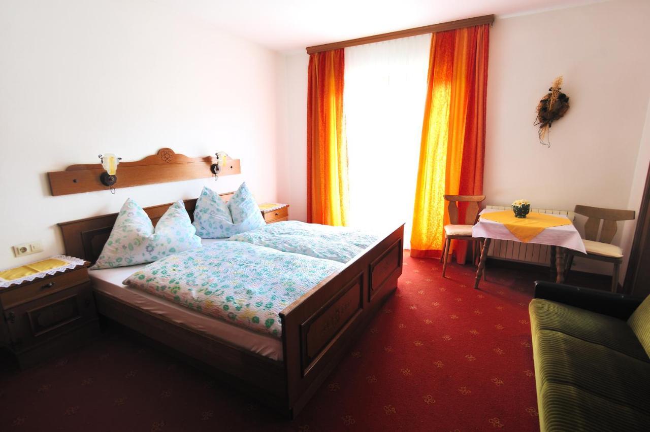 Buttermilchalm Bed & Breakfast Sankt Martin am Tennengebirge Ngoại thất bức ảnh